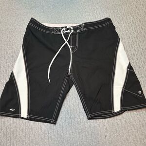 O'Neill Men's Bermuda Board Shorts Black Size 9 with Wax Comb Scraper